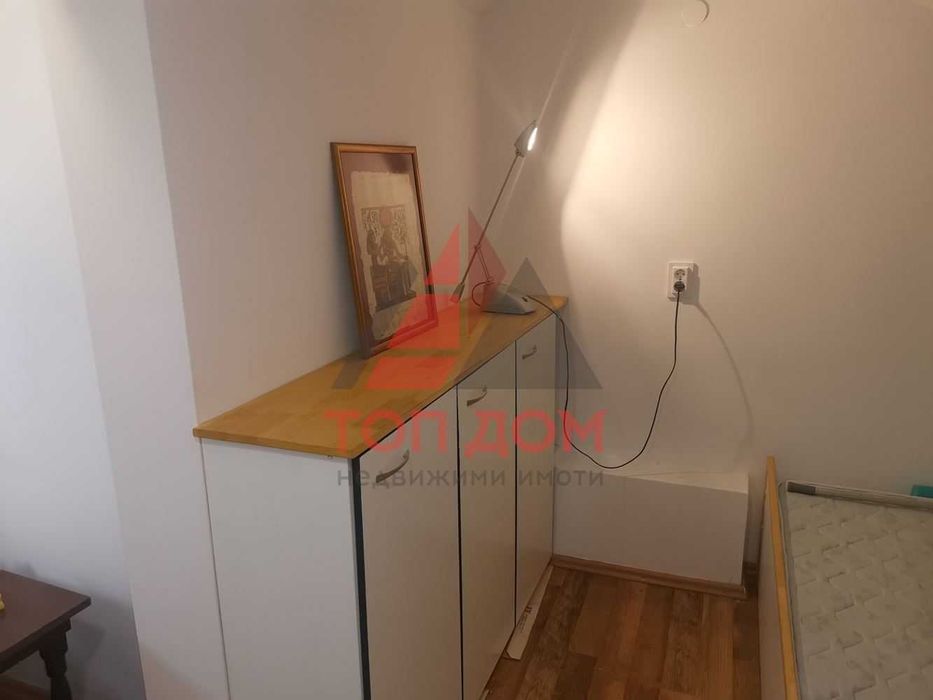 Дава се под наем Тристаен апартамент в Варна, Център - 75 кв.м за 612 € - Снимка #4