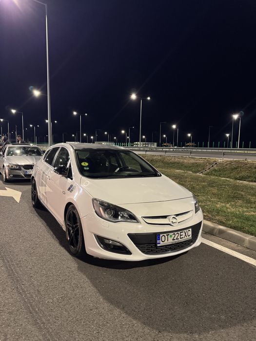 Opel astra j 2012