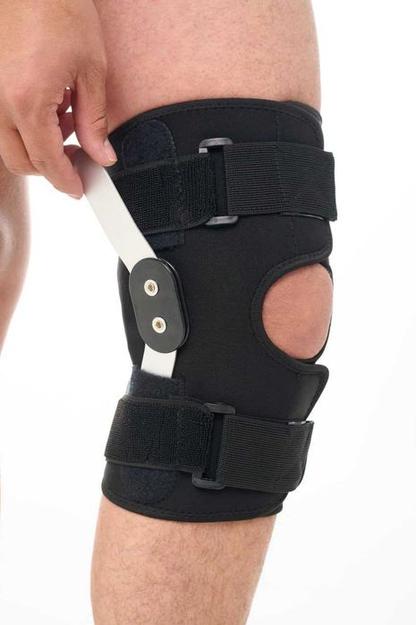 Бандаж из неопрена для коленного сустава (шарнирная) наколенник