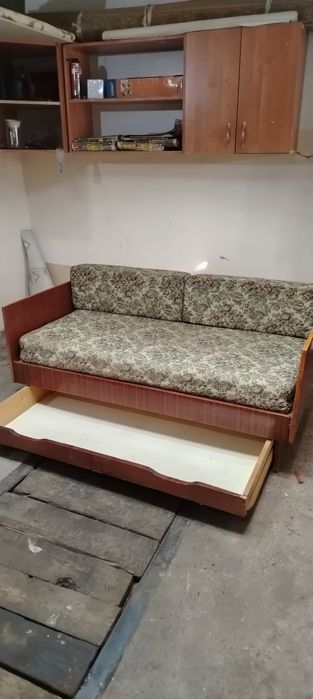 Продам детский подростковый  диван  б/у