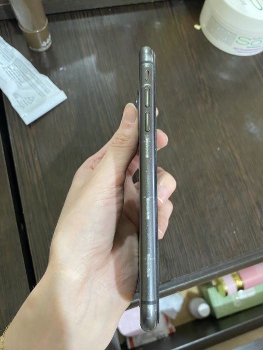 Айфон 11 срочно договор есть