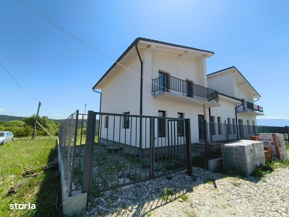 Casa tip duplex