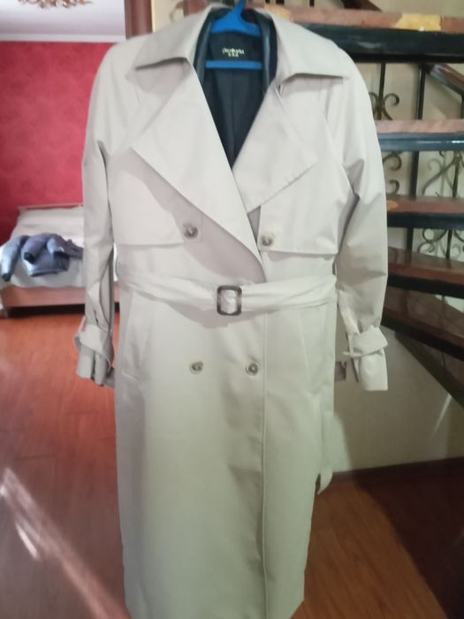 Женскии плащ-тренч