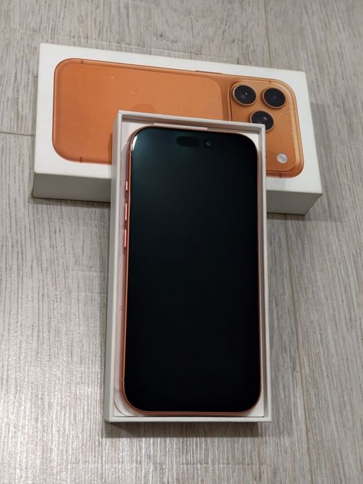 iPhone 17 Pro 256 gb ёмкость 96 Esim
