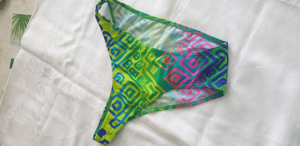 Бански костюм марка LORIN