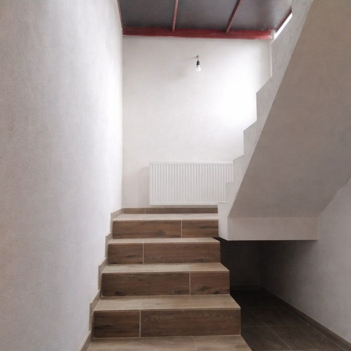 Casa cu teren 550m Stupini