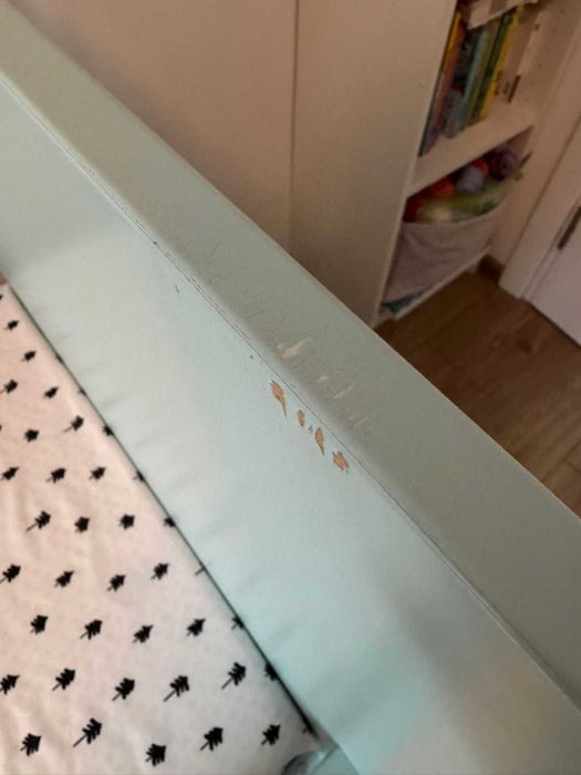 Patut bebe IKEA cu spatiu de depozitare + saltea ortopedica CADOU