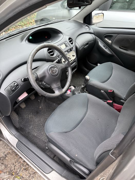 Toyota yaris 1.0