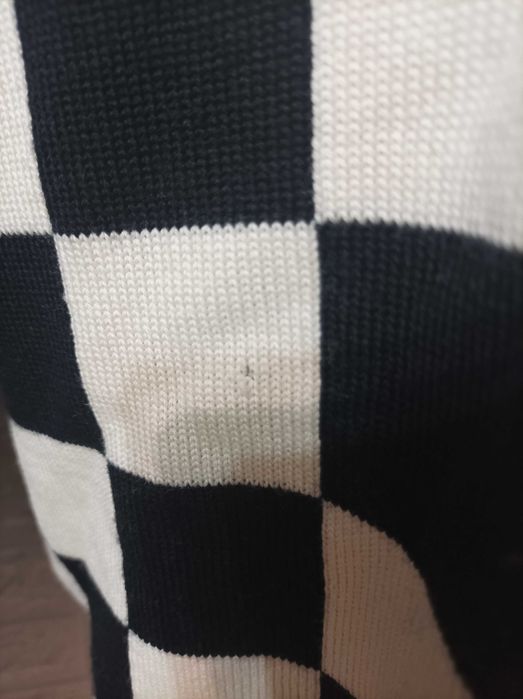 оригинални жилетки Escada, Chanel, Loro Piana