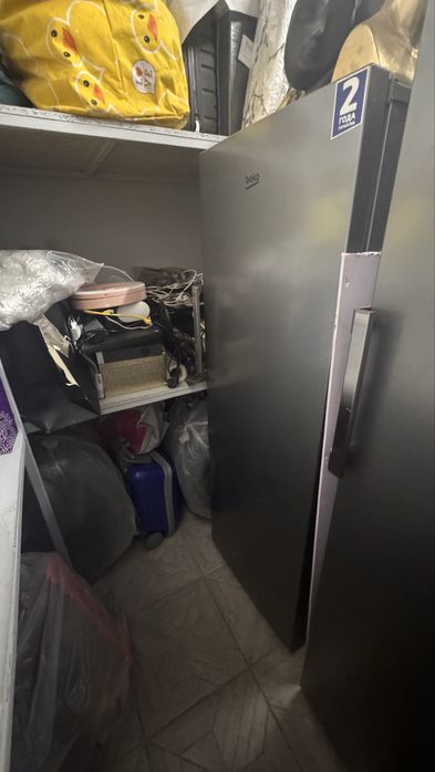 Морозильник вертикальный