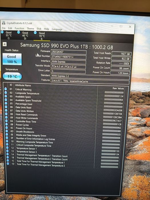 Vând SSD Samsung 990 Evo Plus 1Tb Transport gratuit