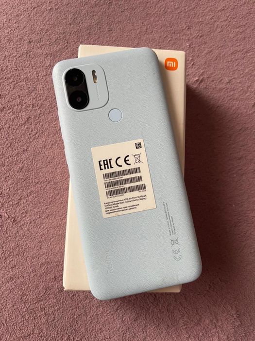 Продам редми а1+