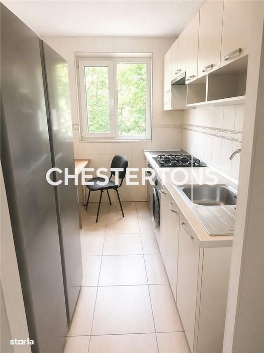 Vanzare apartament 3 camere Drumul Taberei langa parcul Moghioros si m