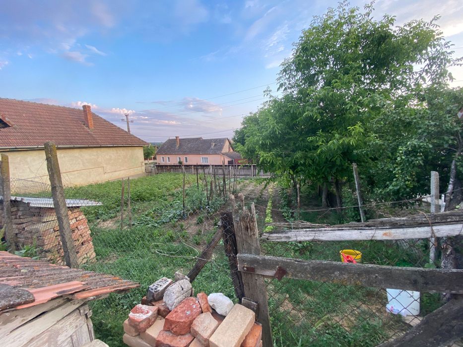 Casă de vânzare în Craiesti