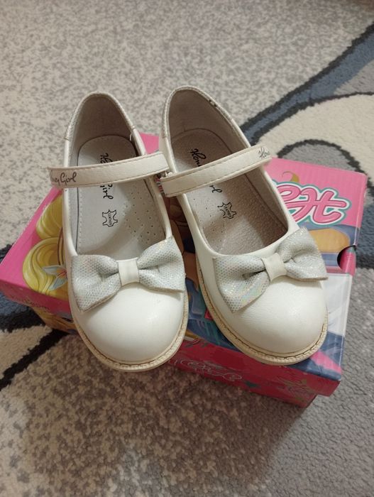 Продам туфли и сандалии