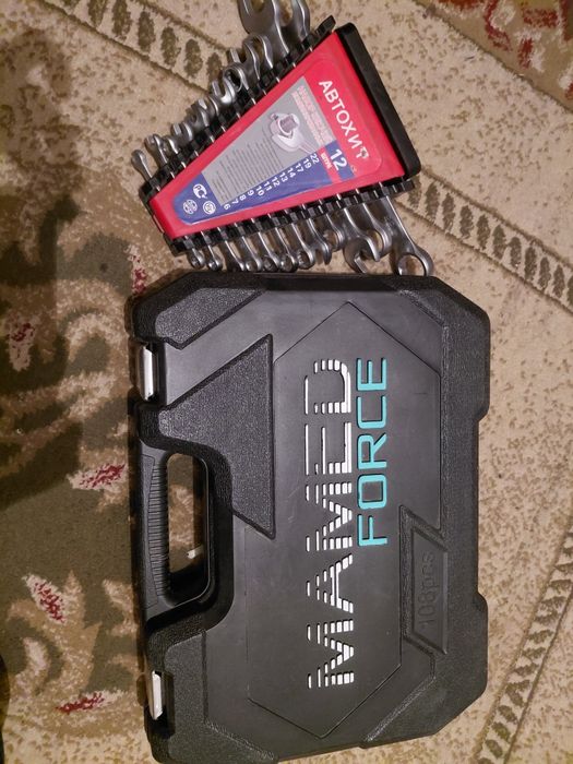 Продам набор ключей