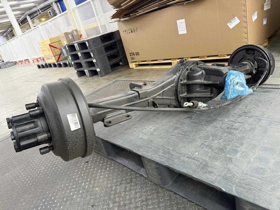 картер заднего моста в сборе