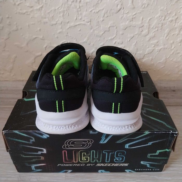 Маратонки Skechers S-Lights 26 номер