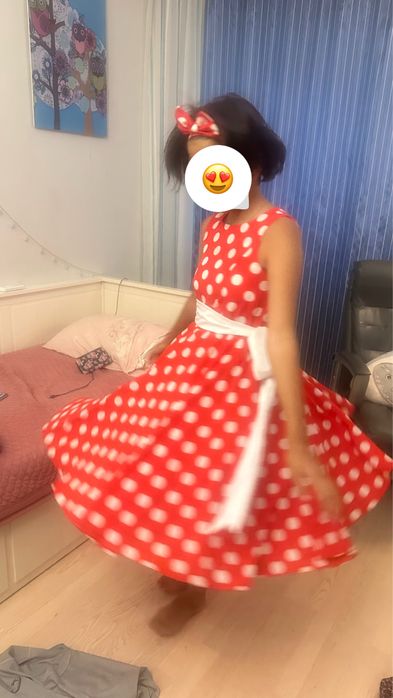 Платье в горошек 9-11 лет