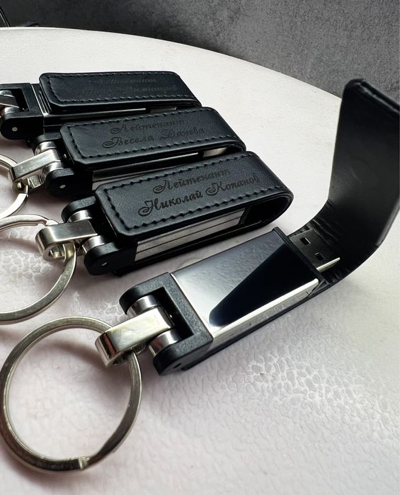 Гравирана флашка 32GB  USB преносима памет