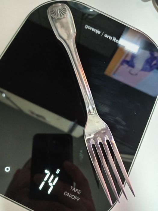 Tacâmuri placate cu argin