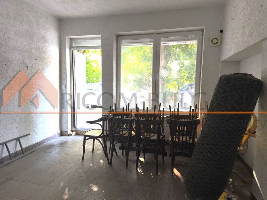 Продава се Магазин в Варна, Аспарухово - 20 кв.м за 1500 €/кв.м - Снимка #1