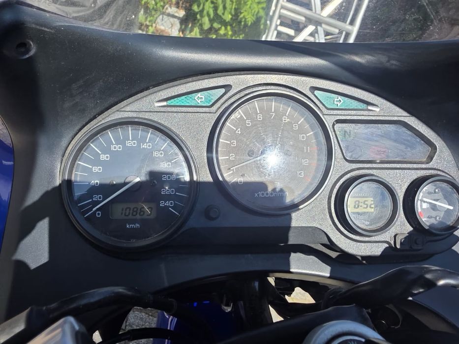 Suzuki GSXF 600/750