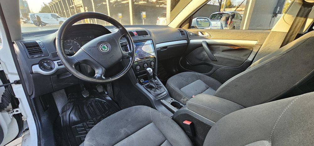 SKODA Octavia 2008 — imagine 2