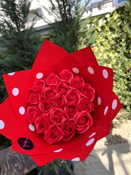 Buchet trandafiri spun/ glitter sclipici/ valentine s day cadou/ vday