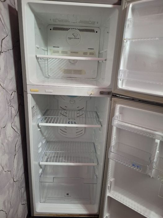 Продается Холодильник