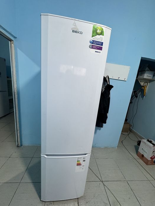 Продам Холодильник BEKO