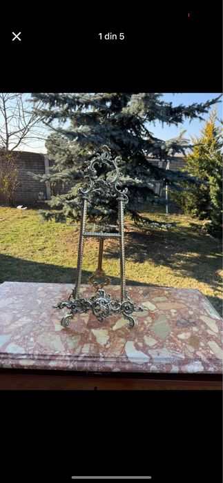 Suport/sevalet pentru expunere din bronz