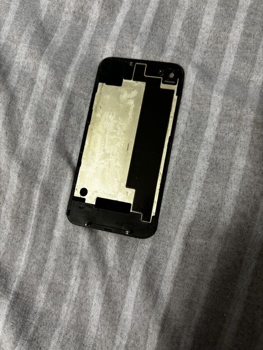 Задняя крышка iPhone 4S
