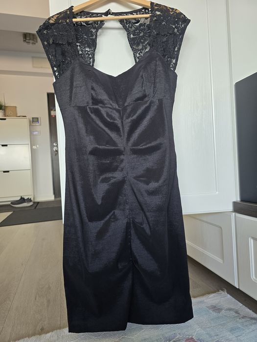 Rochie neagra tafta
