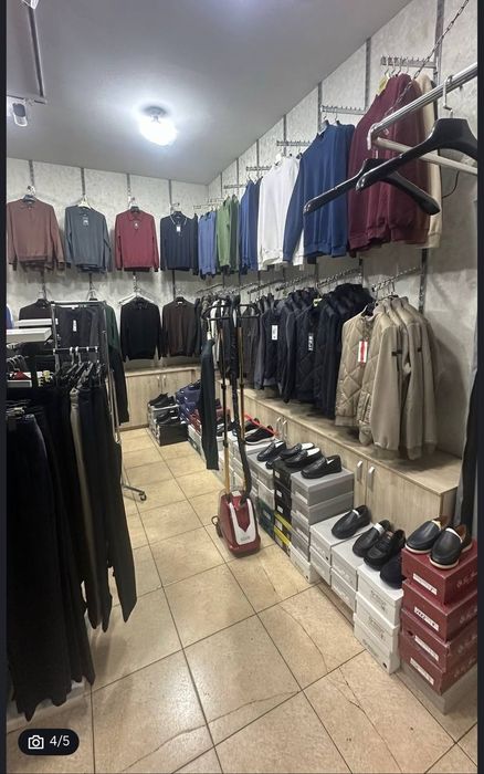 Kiyim dokoni biznes sotiladi