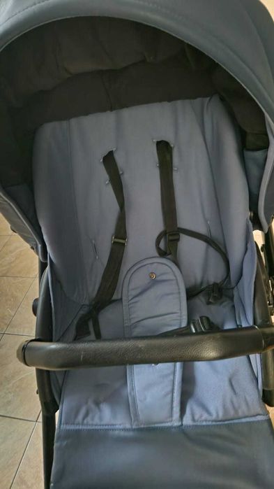 продам детскую коляску