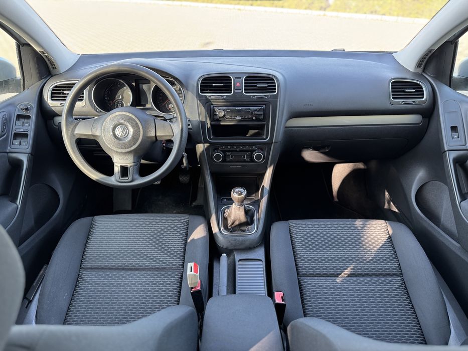 Volkswagen Golf 6 1.6 Mpi classic
