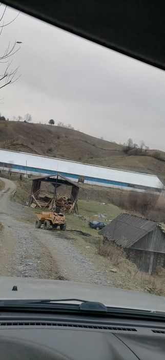 Inchiriez sau vand hala metalica