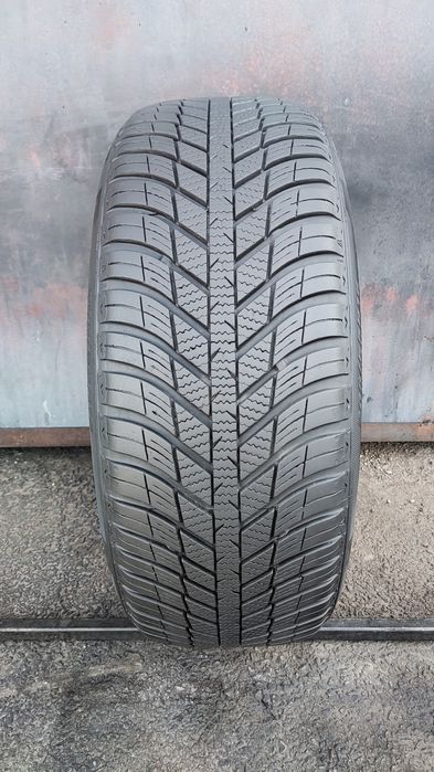 1бр. всесезонна гума 205/55/16 Nexen N'Blue 4 Season