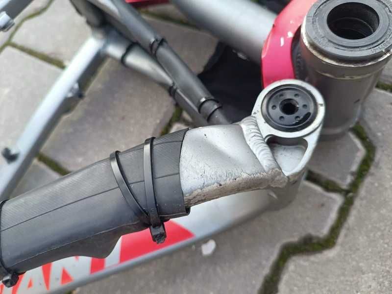 Cadru Giant Anthem 4.0 + Fox Float RP2