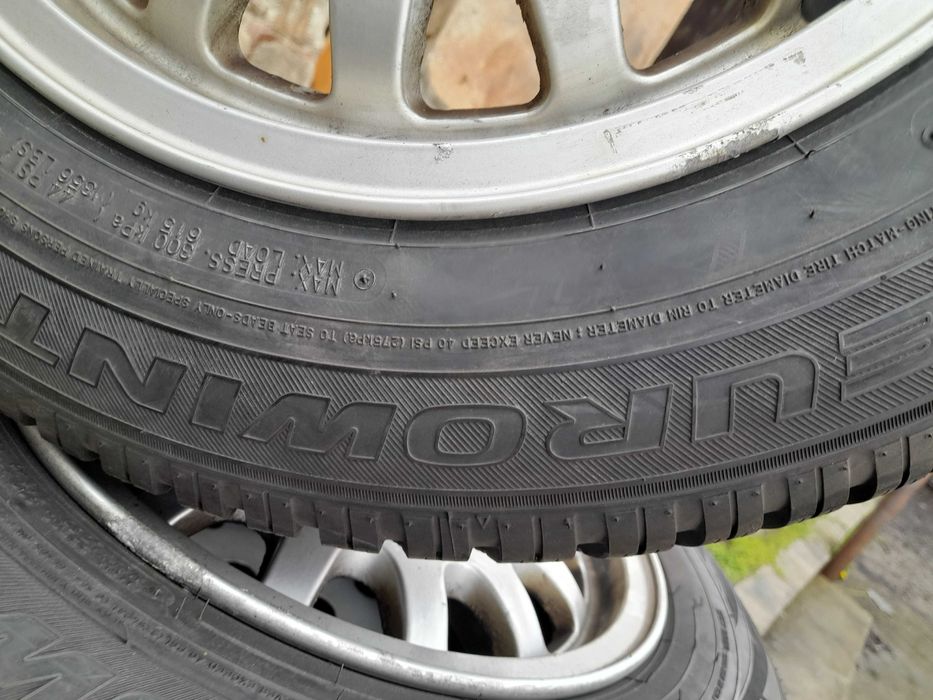 Продава оригинални алуминиеви джанти с гуми,BMW,15 цола