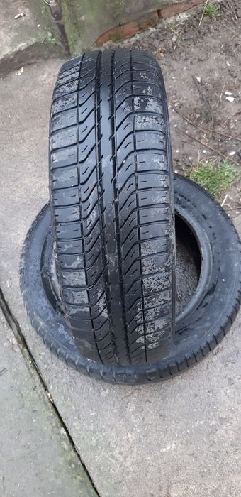Anvelope 165..65..R14 două bucăți