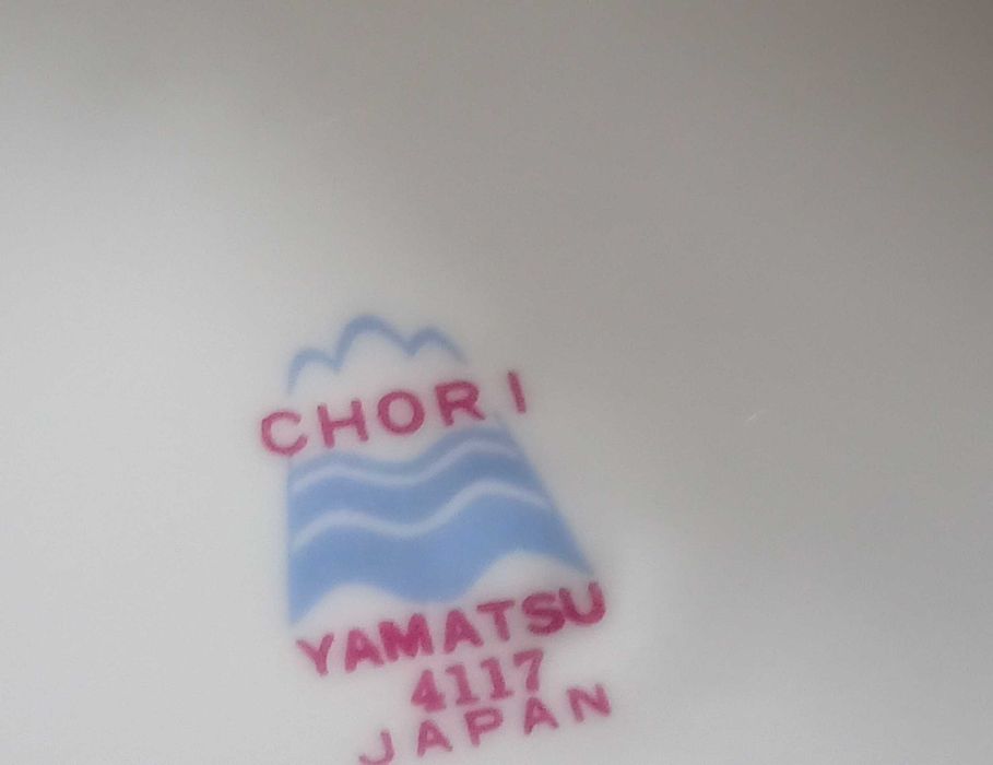 Винтажный столовый комплект японских тарелок