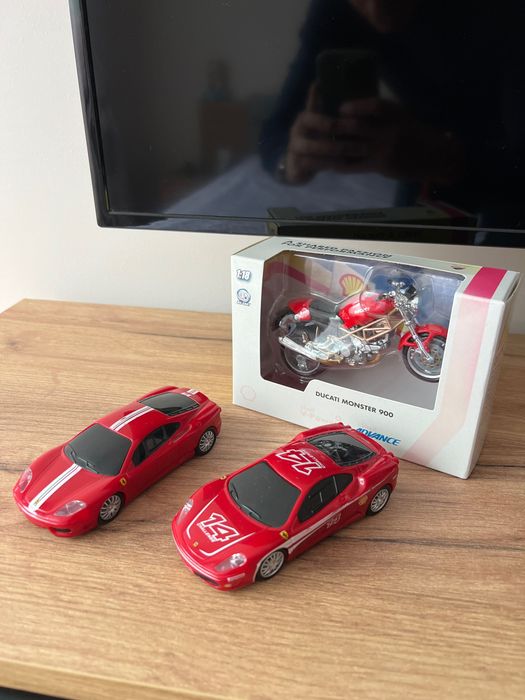 Шел колички и мотори