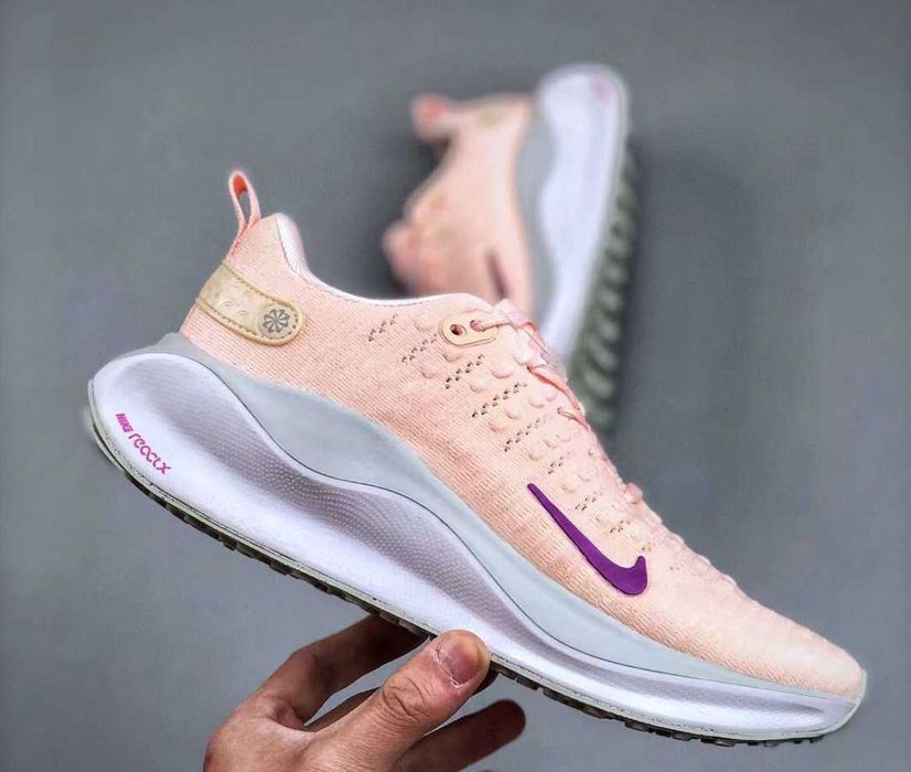 Нови дамски маратонки за бягане Nike React x Infinity Run 4