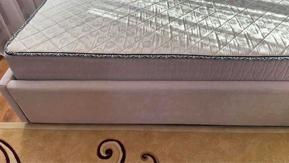 Кровать двуспальная 160