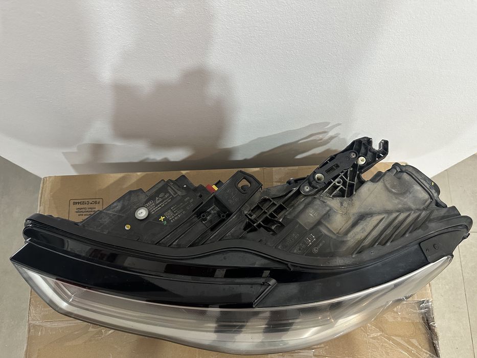 Far stanga original  Audi A6 C7 4G matrix Europa