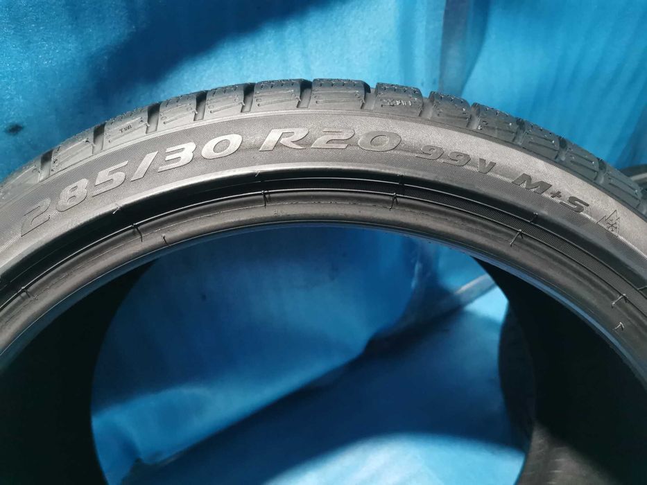 285/30 R20 - pirelli m+s 2 bucati