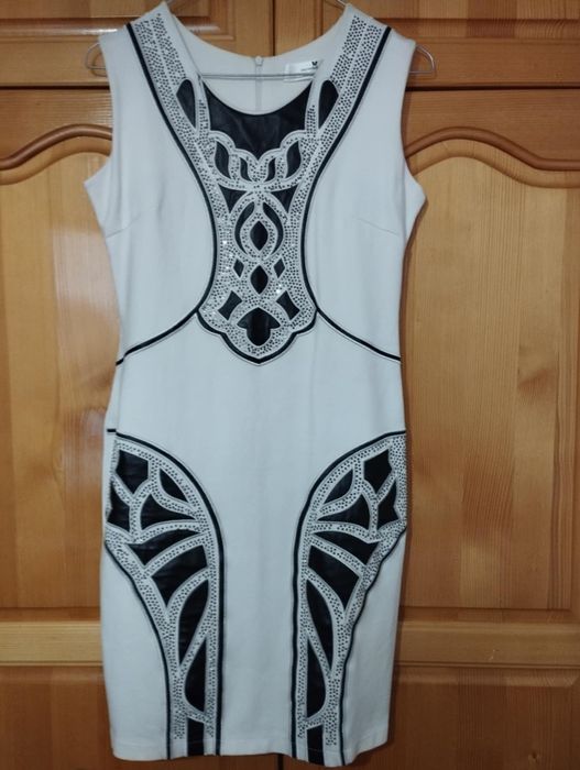 Дамска бяла рокля Занарди Италия