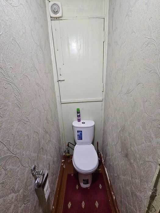 Срочно продается 2-х комн квартира в Куйлюк массив-6, 2/4/5